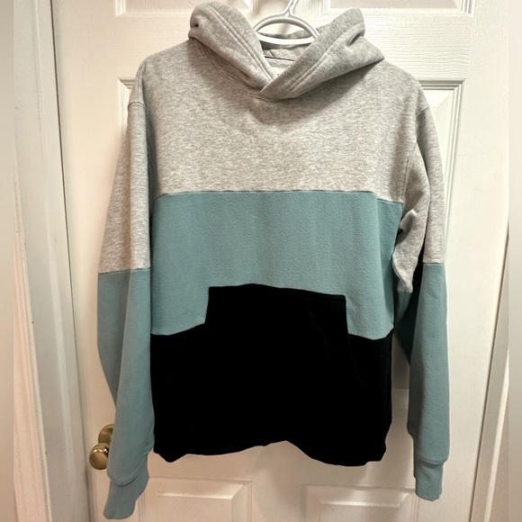 TNA Hoodie - Picture 1 of 3